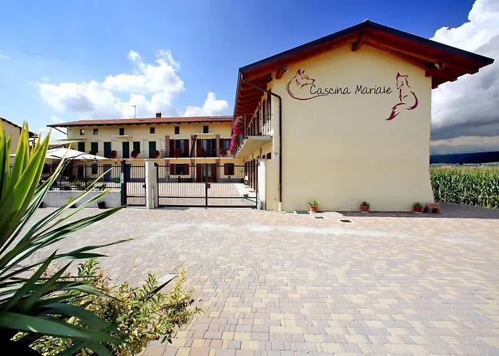Cascina Mariale * Альбьяно-д'Ивреа